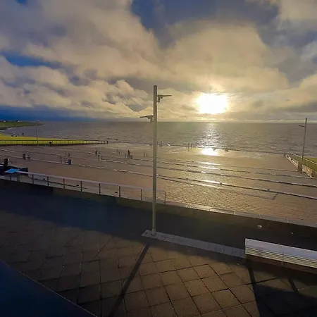 Fernsicht Nach Buesum * Westerdeichstrich